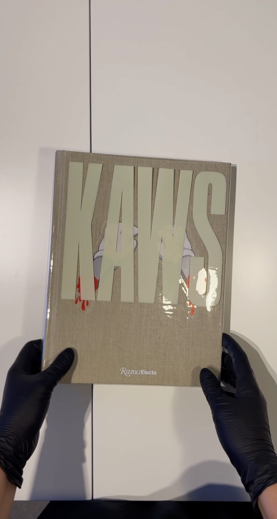 Watch KAWS book. Street Art, Paintings and Sculpture. on Amazon Live
